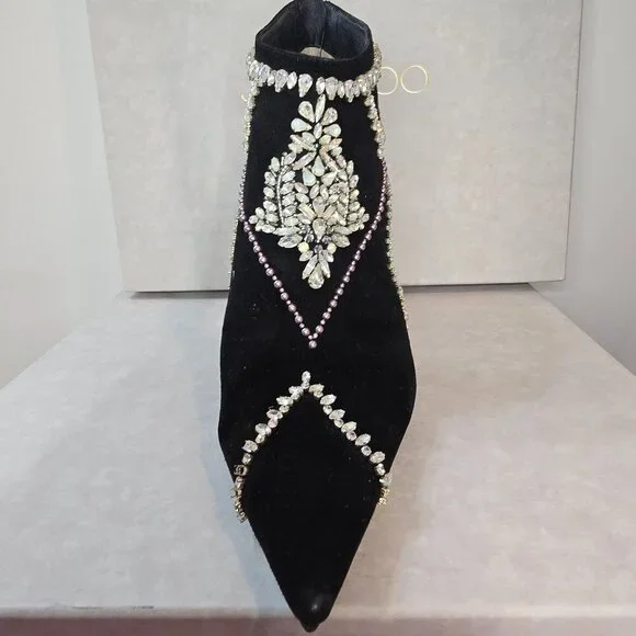 JIMMY CHOO Kendrix 100 - Suede Booties with Embroidery Black/White - Picture 4 of 15